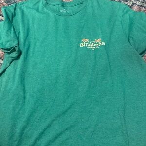 Billabong tee size large